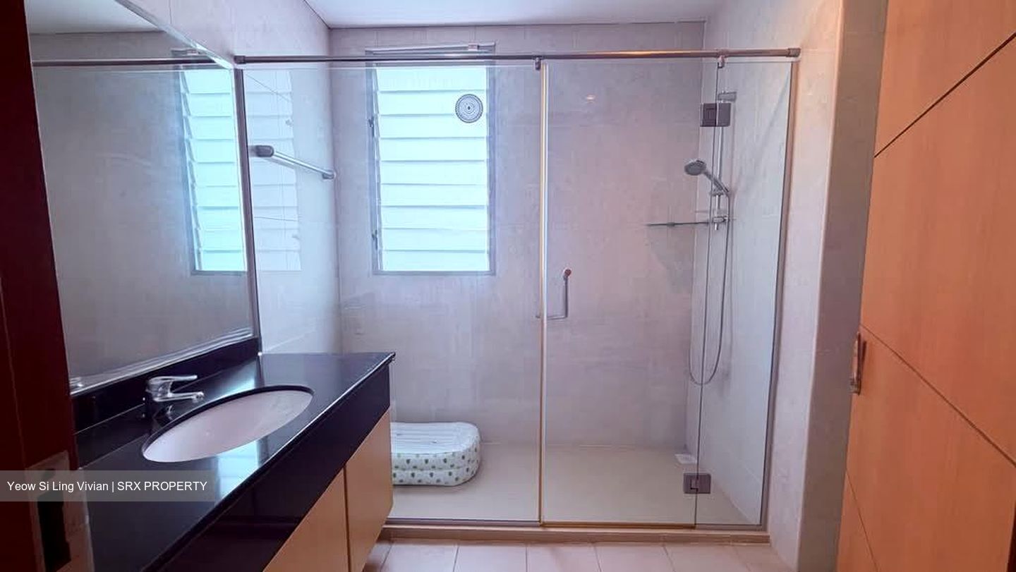 Chuan Loft (D19), Terrace #580721961
